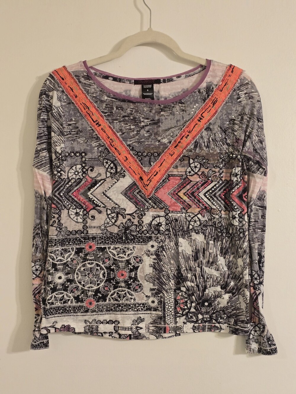 Custo Barcelona Printed Long-Sleeve Women's Top with Coral Accent Sz S